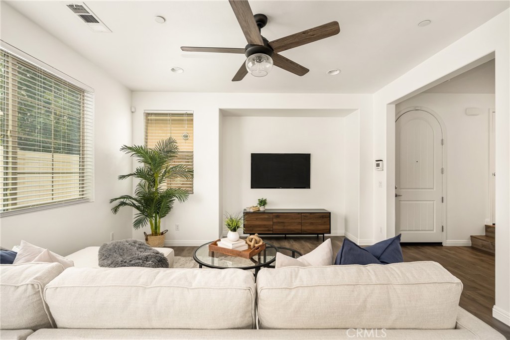 2956 Villa Catalonia Court