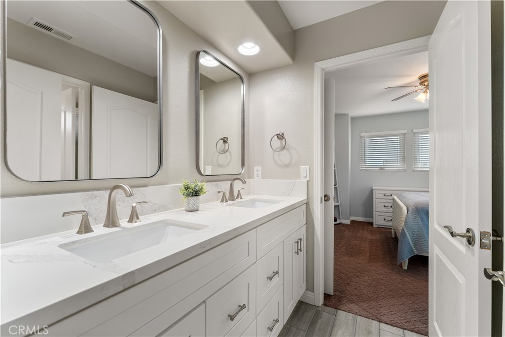 1001 S Beckett Court