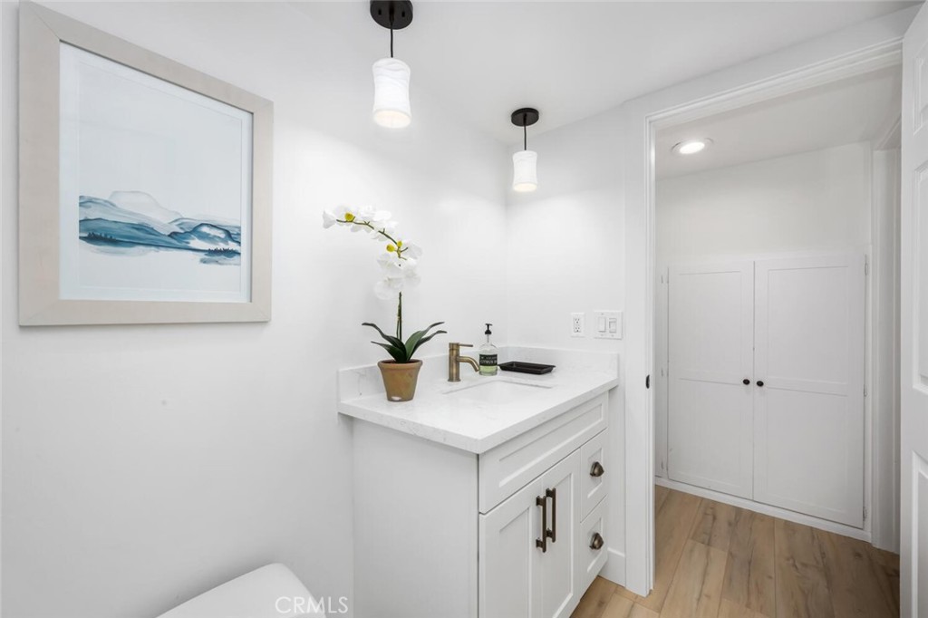 11941 Kensington Road