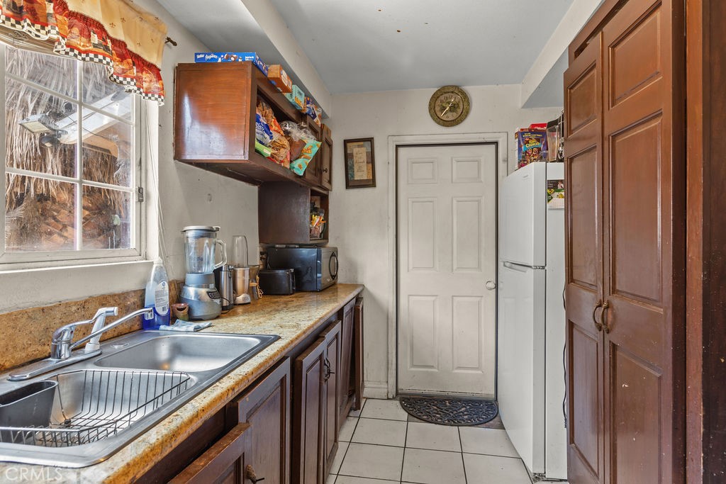 3024 W Camile Street