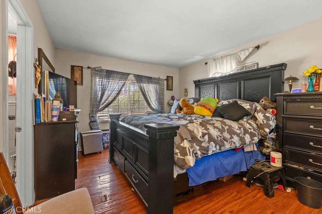 3024 W Camile Street