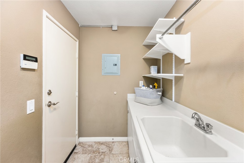 1438 Montgomery Street