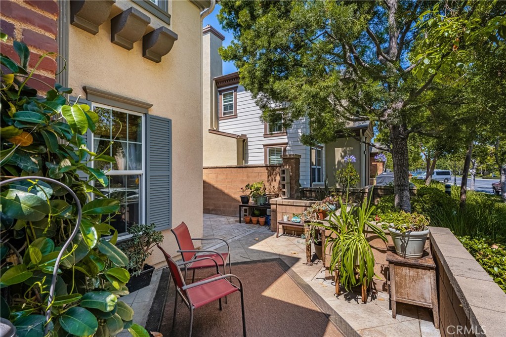 1438 Montgomery Street