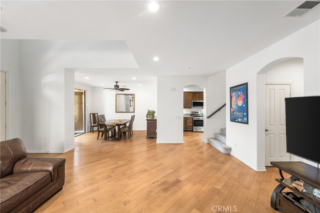 1438 Montgomery Street