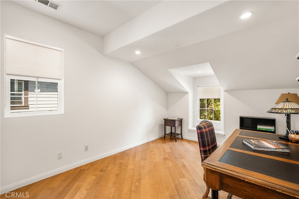 1438 Montgomery Street