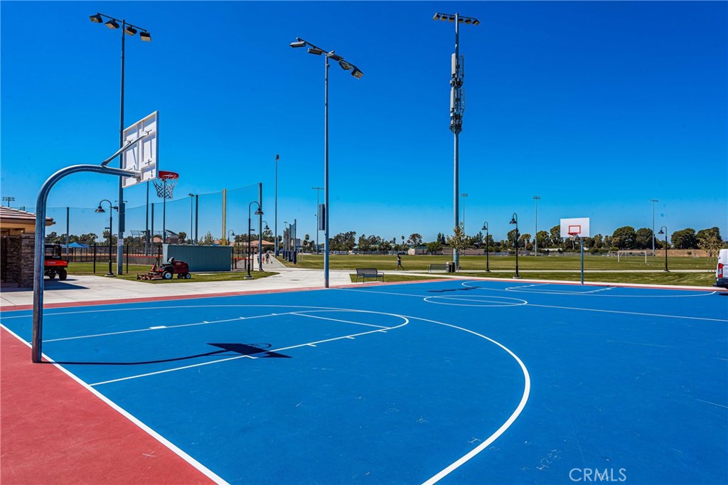 1438 Montgomery Street