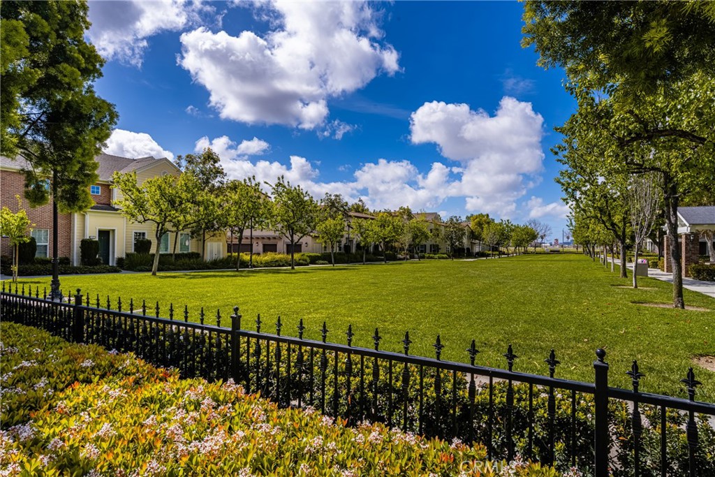 1438 Montgomery Street