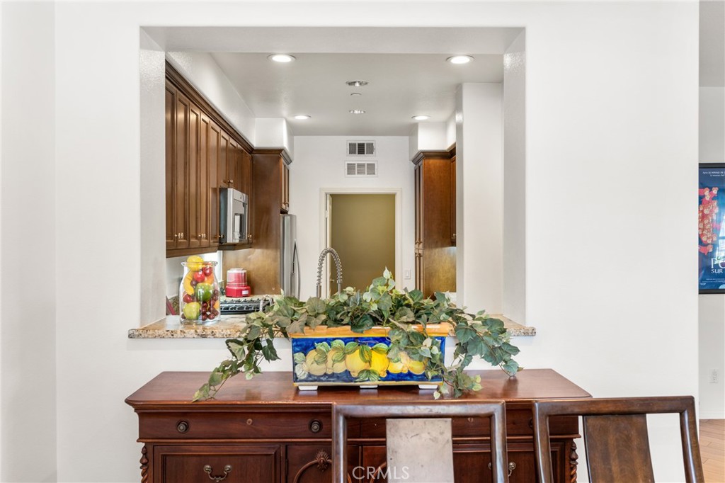 1438 Montgomery Street