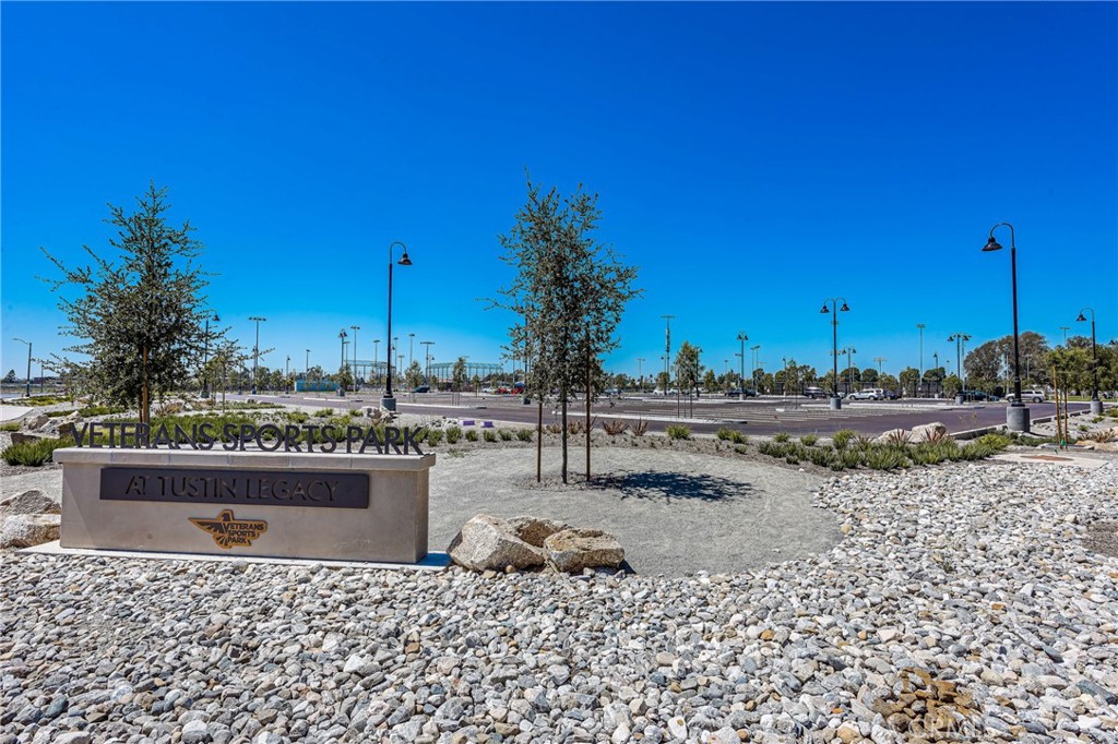 1438 Montgomery Street