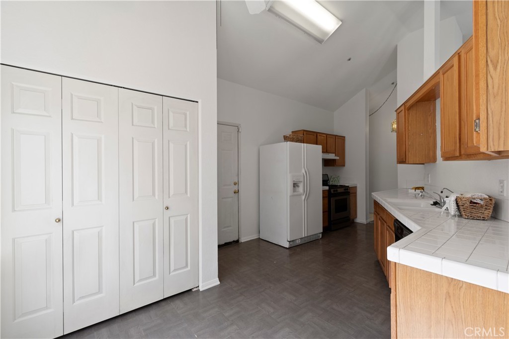 7561 Eucalyptus Drive