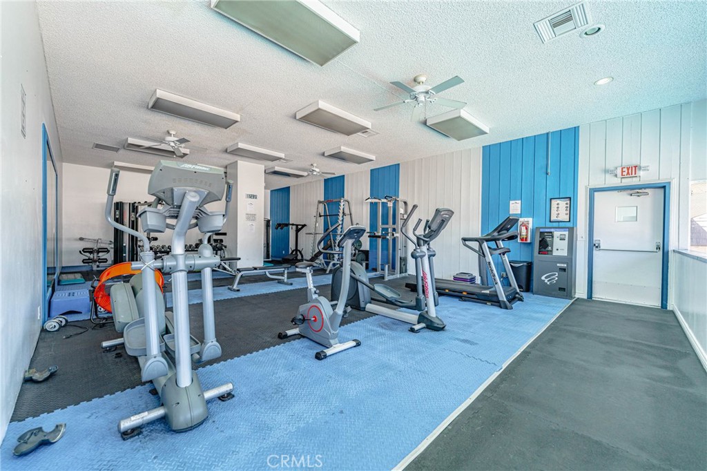 5585 E Pacific Coast 372