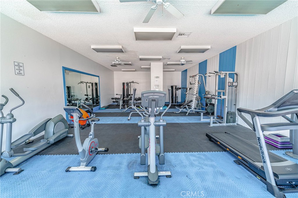 5585 E Pacific Coast 372