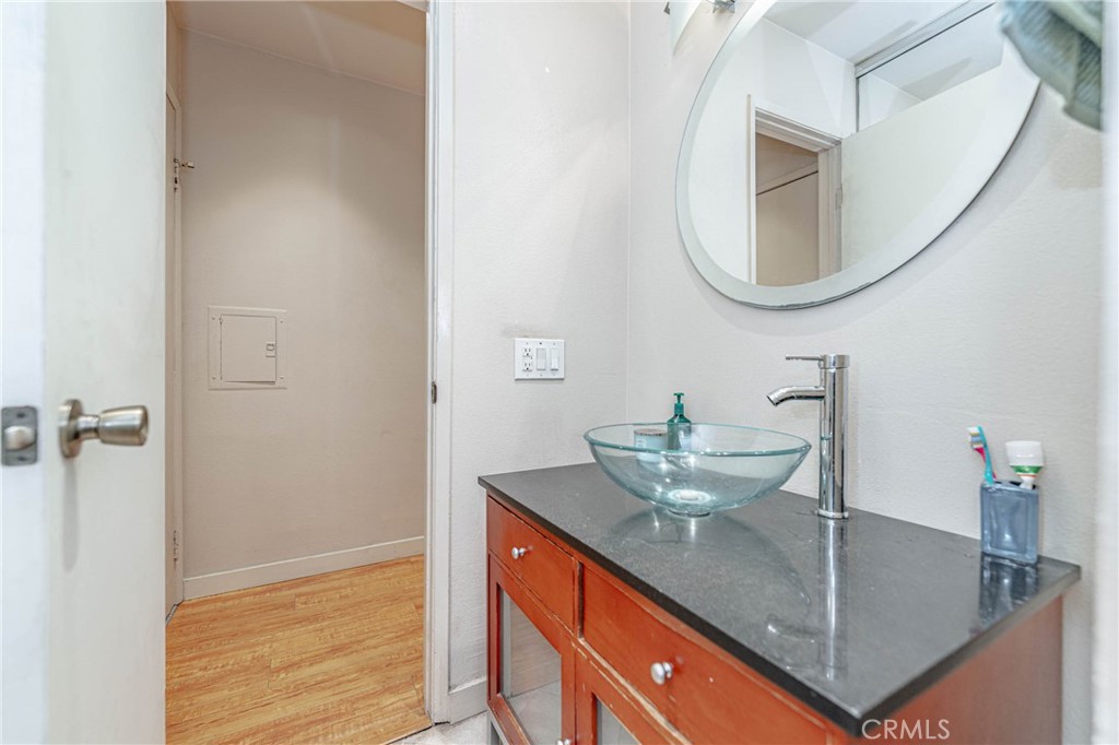 5585 E Pacific Coast 372