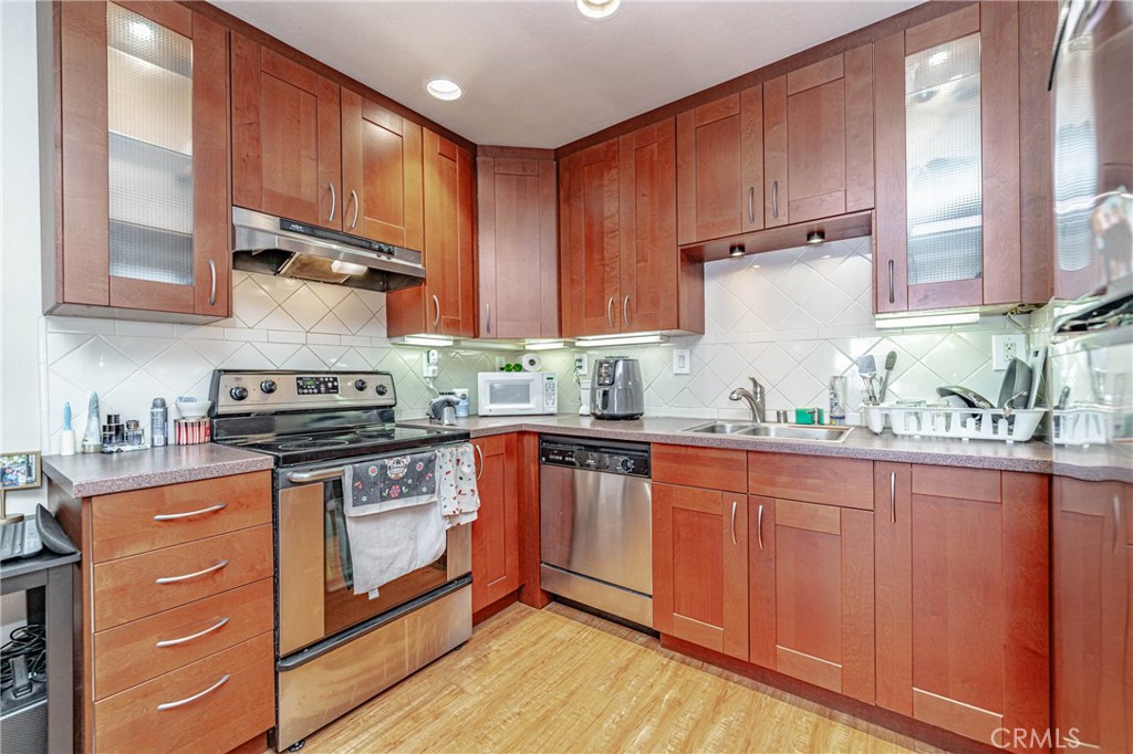 5585 E Pacific Coast 372