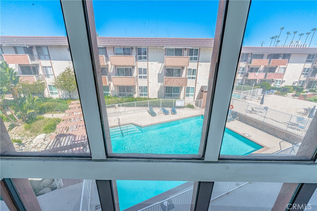 5585 E Pacific Coast 372