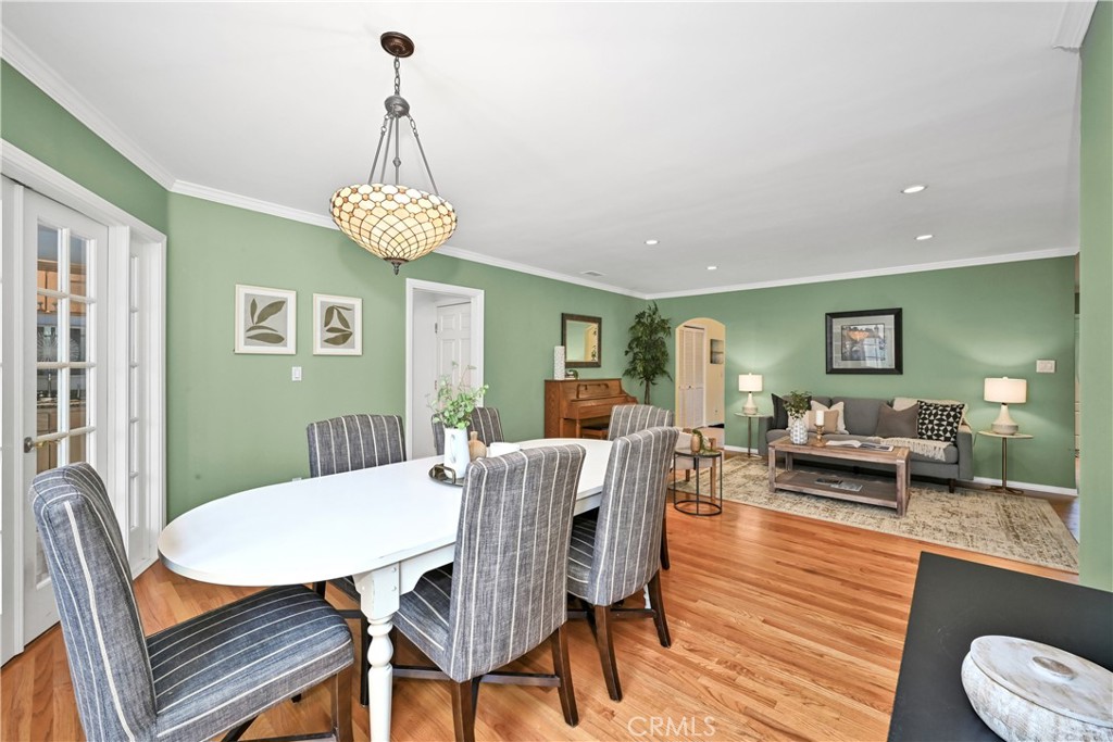 3045 San Anseline Avenue