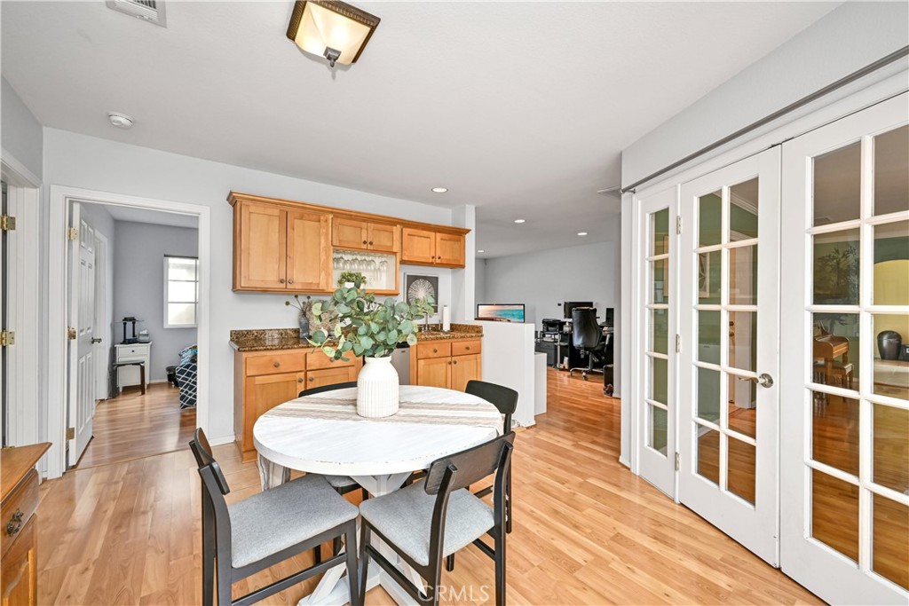 3045 San Anseline Avenue