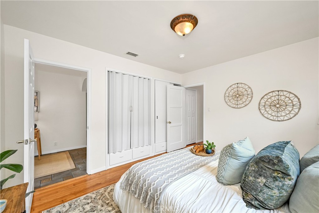 3045 San Anseline Avenue