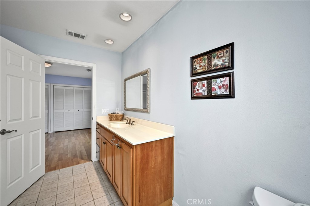 3045 San Anseline Avenue