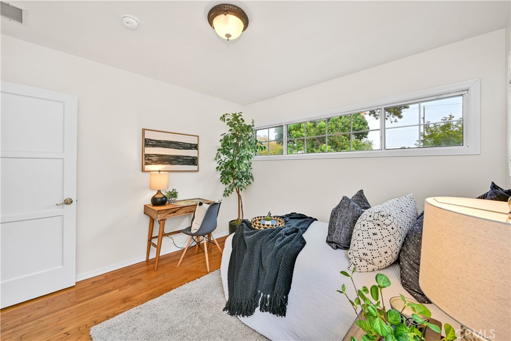 3045 San Anseline Avenue