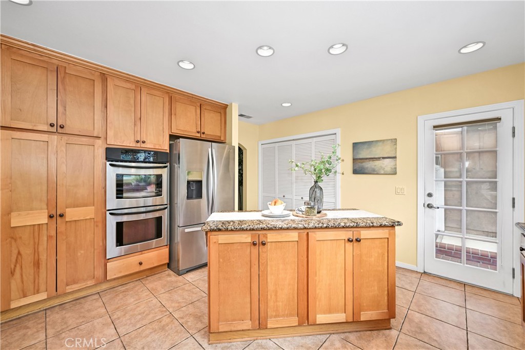 3045 San Anseline Avenue