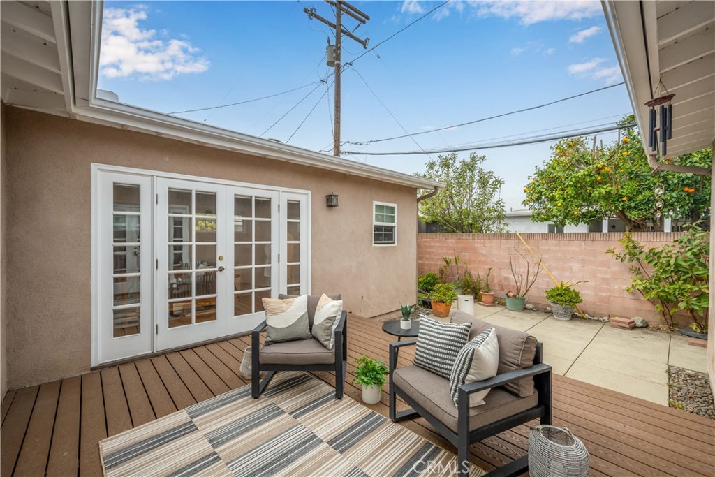 3045 San Anseline Avenue