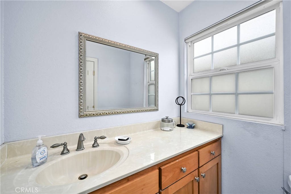 3045 San Anseline Avenue