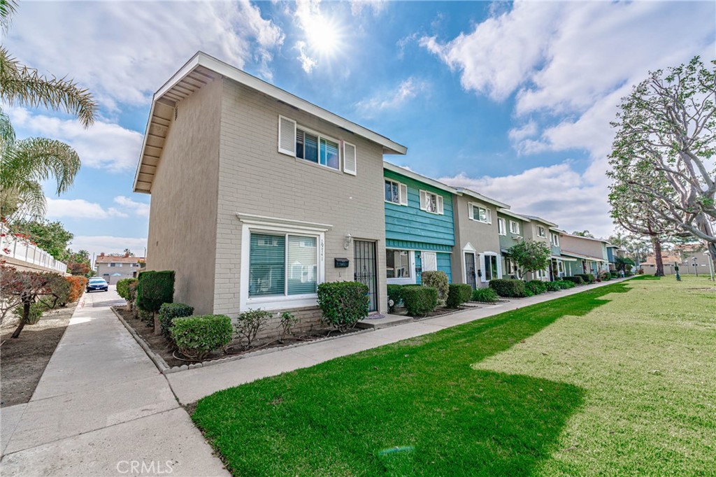 19741 Claremont Lane