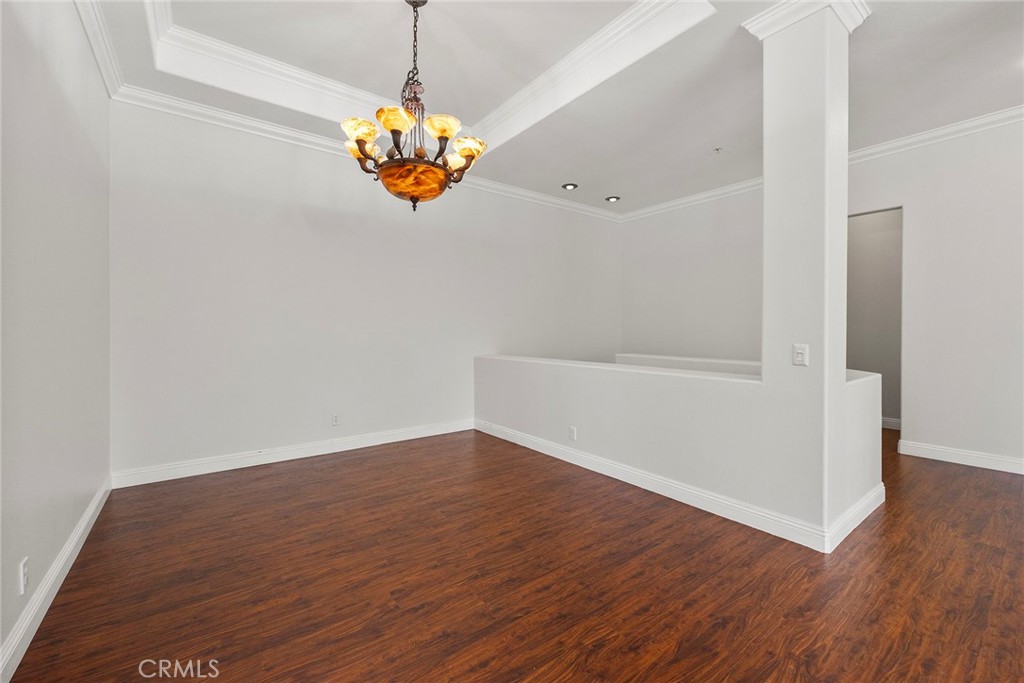 337 S San Vicente Lane