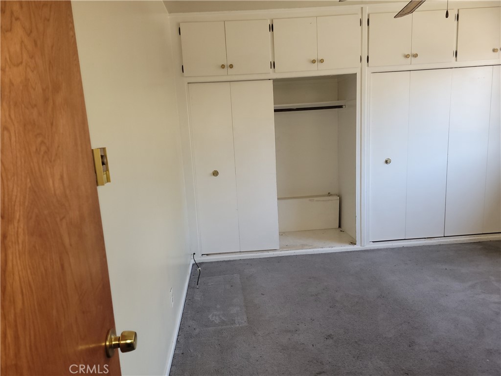 527 Cedar Avenue 2J