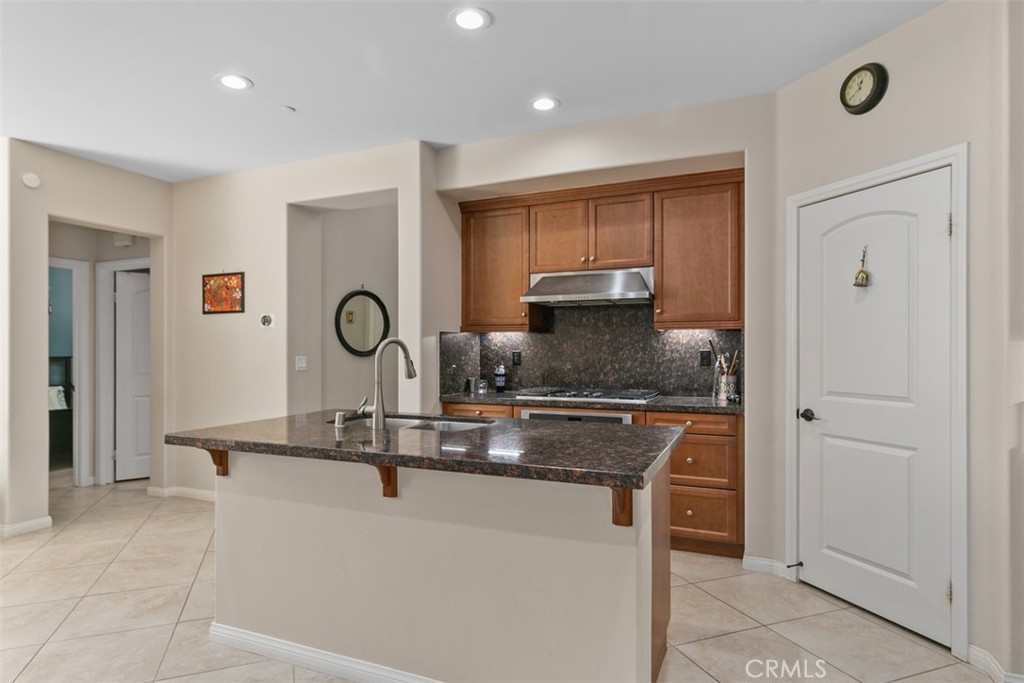 2950 E Santa Fe Road