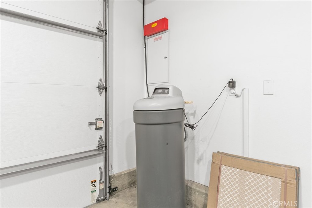 2950 E Santa Fe Road