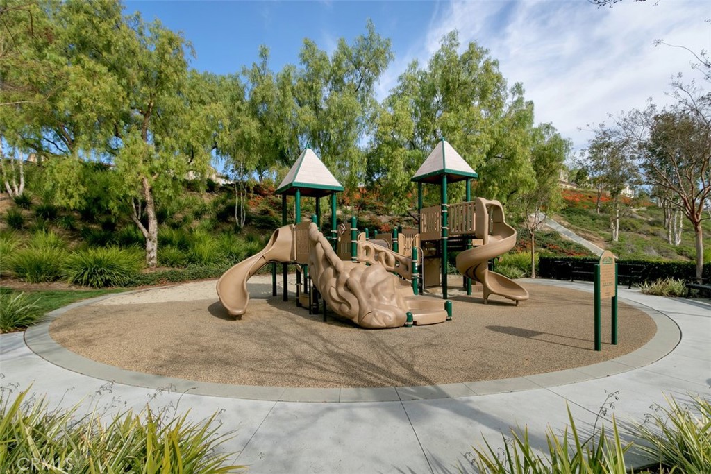 2950 E Santa Fe Road