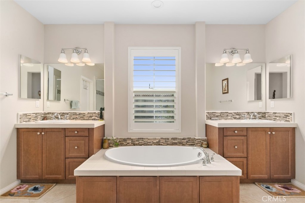 2950 E Santa Fe Road