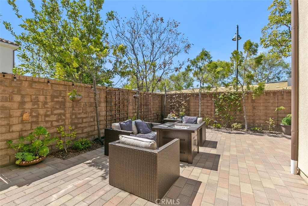 2950 E Santa Fe Road