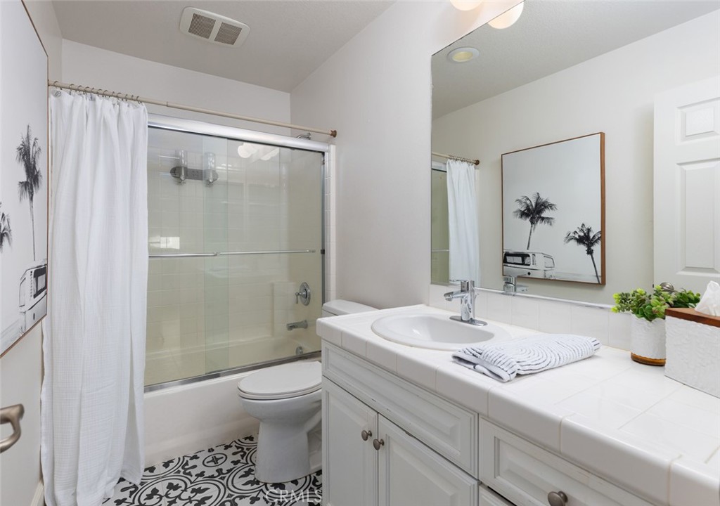 8225 E Loftwood Lane