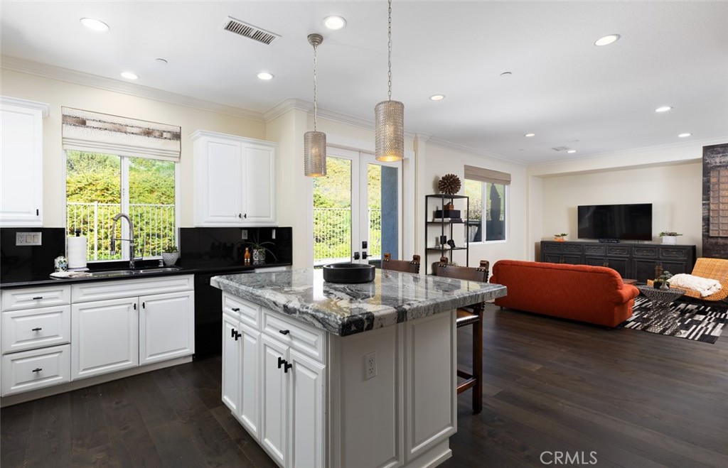 8225 E Loftwood Lane