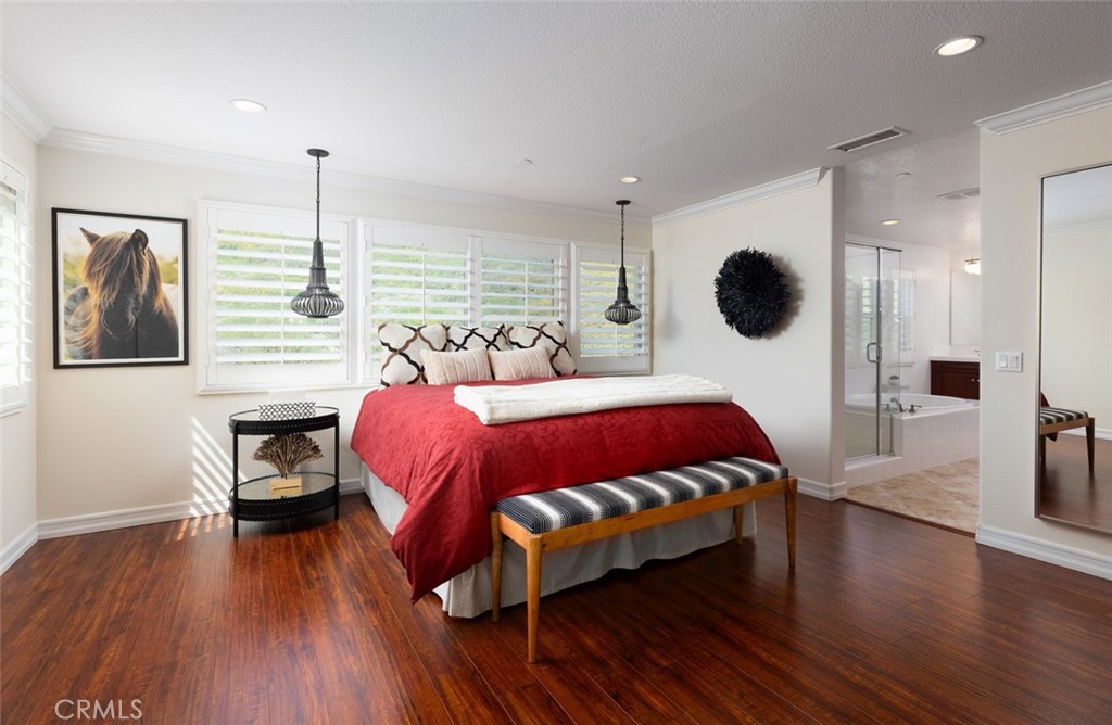 8225 E Loftwood Lane