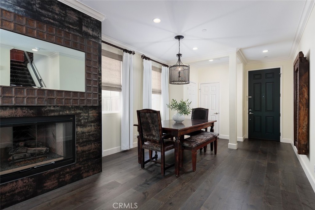 8225 E Loftwood Lane