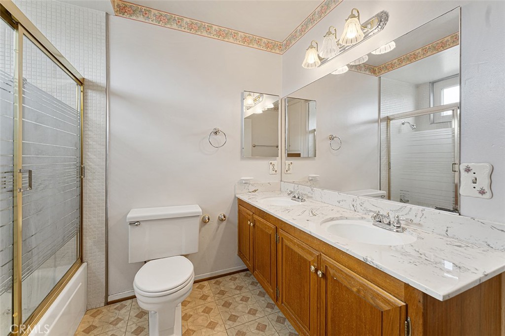 802 Candlewood Street