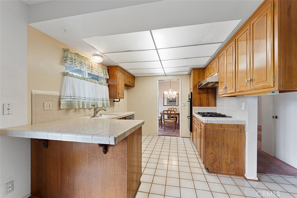 802 Candlewood Street