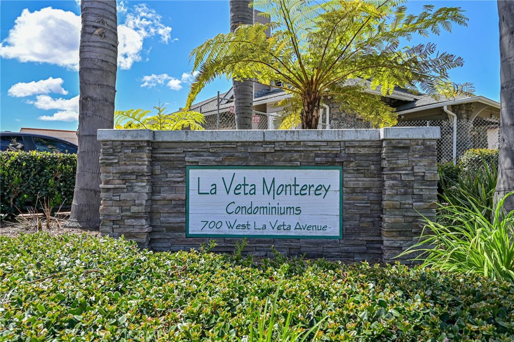 700 W LA VETA Avenue O11