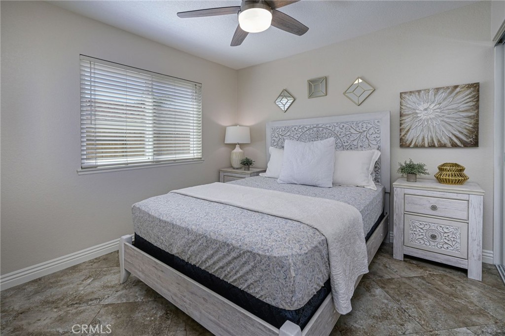 4506 AVENIDA DE LAS FLORES