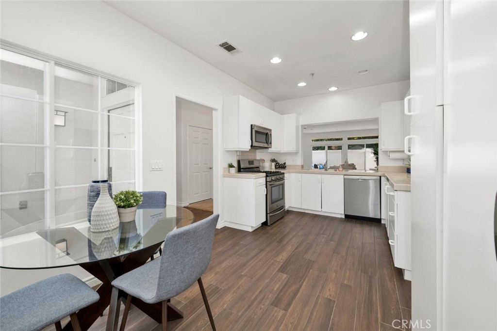 28930 Paseo Caravella