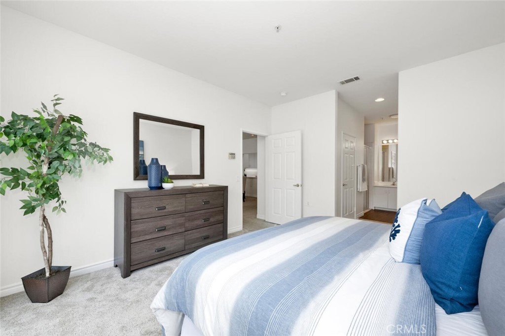 28930 Paseo Caravella