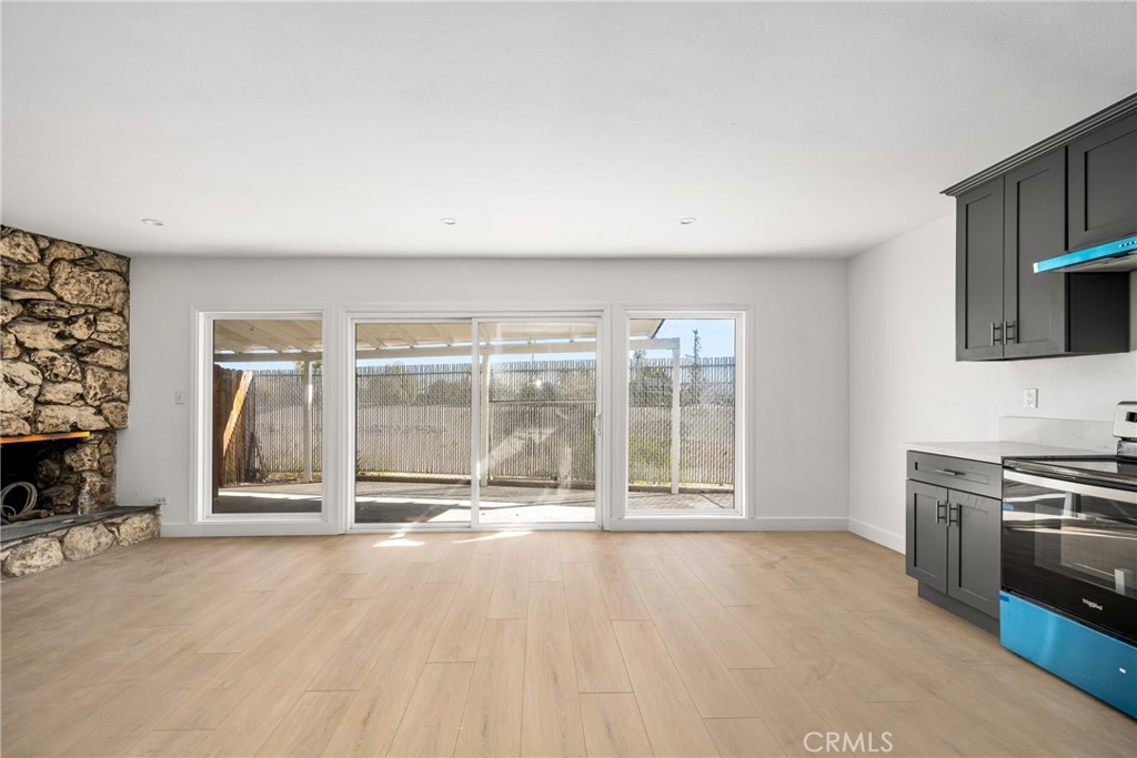 335 S Wayfield Street