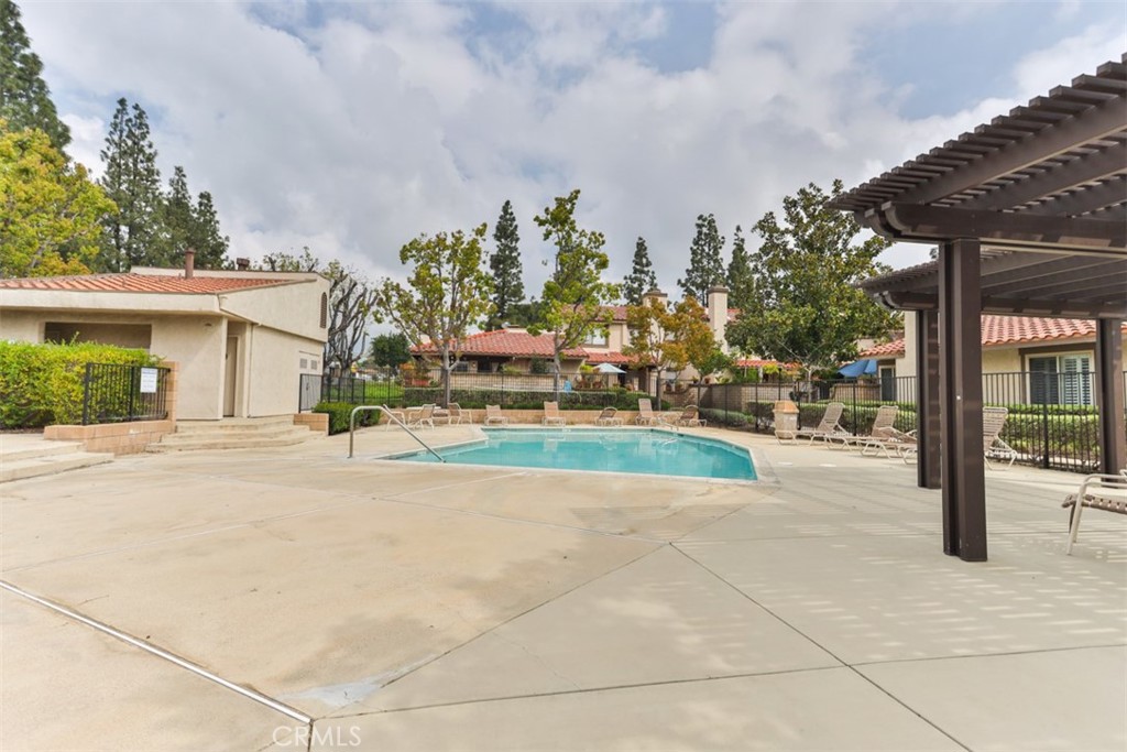 9833 Bolero Drive