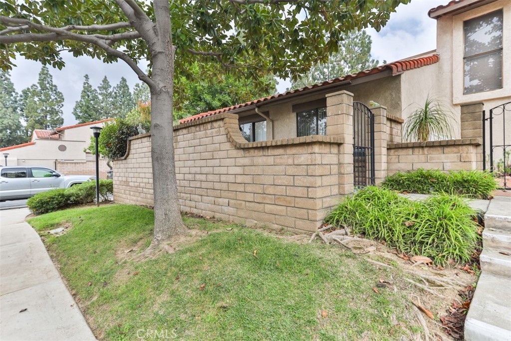 9833 Bolero Drive