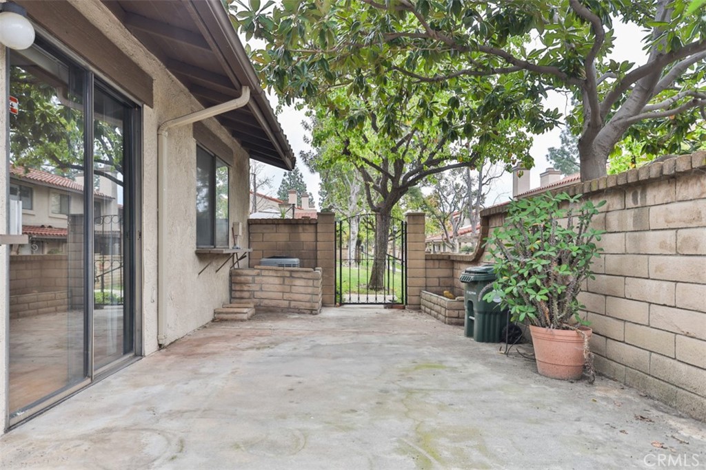 9833 Bolero Drive