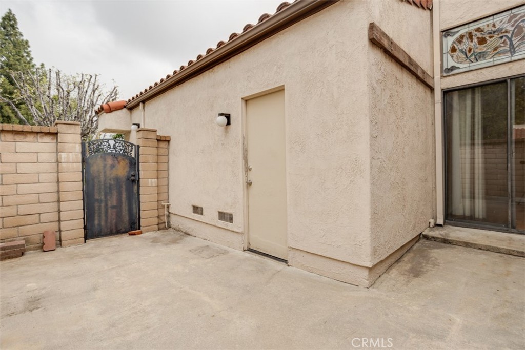 9833 Bolero Drive